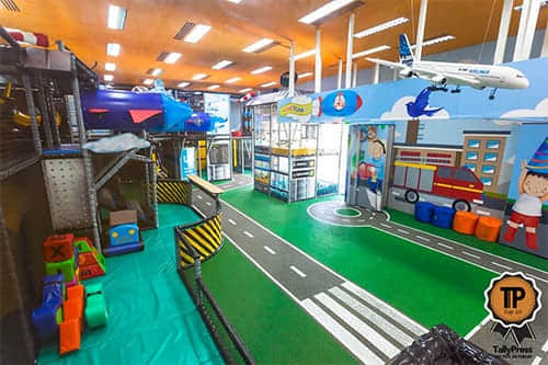 Tplay indoor play park