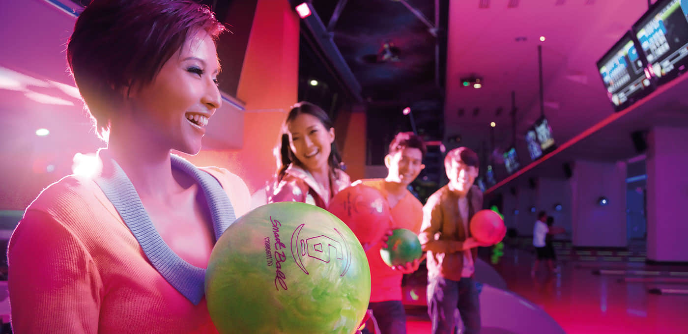 First World Hotel & Indoor Theme Park indoor entertainment center